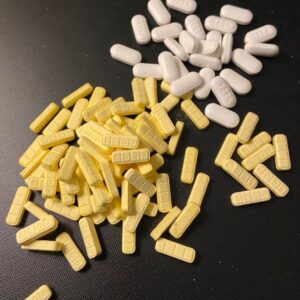 Yellow xans and perk 10s
